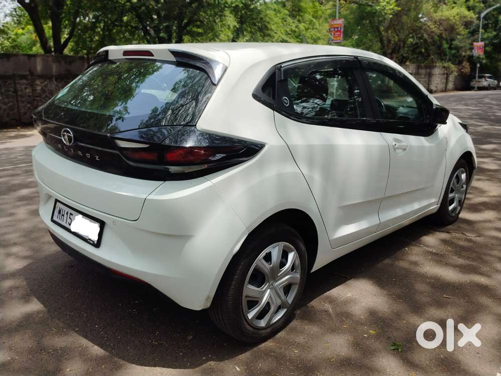 Tata Altroz 1.2 Xm Plus, 2023, Petrol
