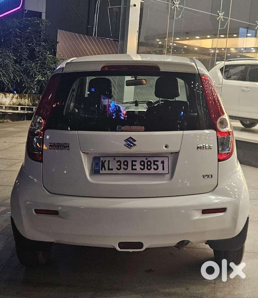 Maruti Suzuki Ritz Vxi Genus, 2013, Petrol