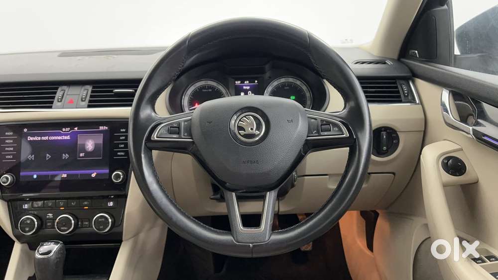 Skoda Octavia 2.0 L K Tsi At, 2018, Petrol