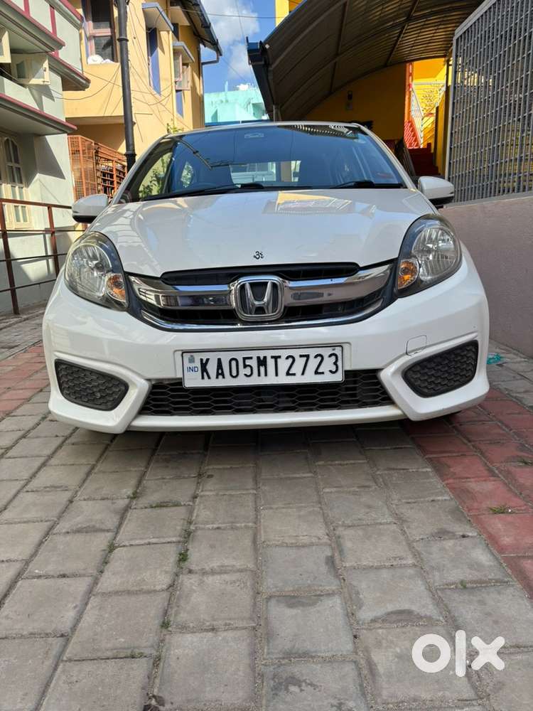 Honda Amaze Petrol Well Maintained