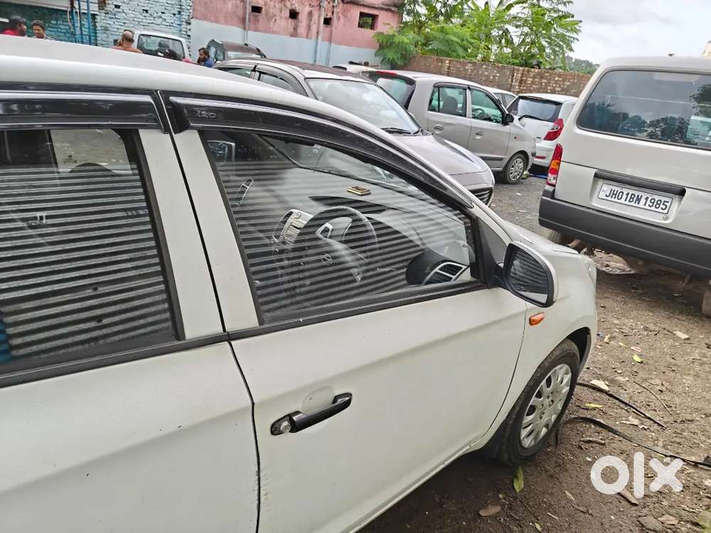 Hyundai I20 2011 Petrol 65000 Km Driven