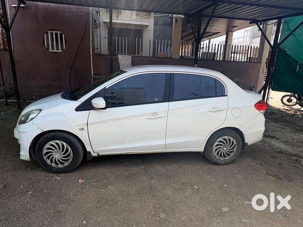 Honda Amaze 2013 Diesel Well Maintained