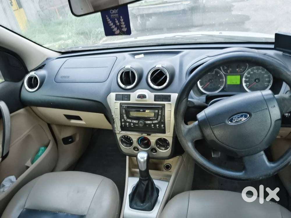 Ford Fiesta Petrol Titanium, 2012, Petrol