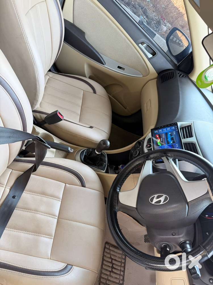 Hyundai Verna Petrol 2011