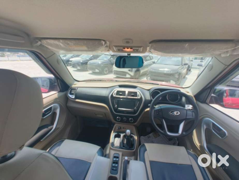 Mahindra Tuv 300 T10, 2018, Diesel