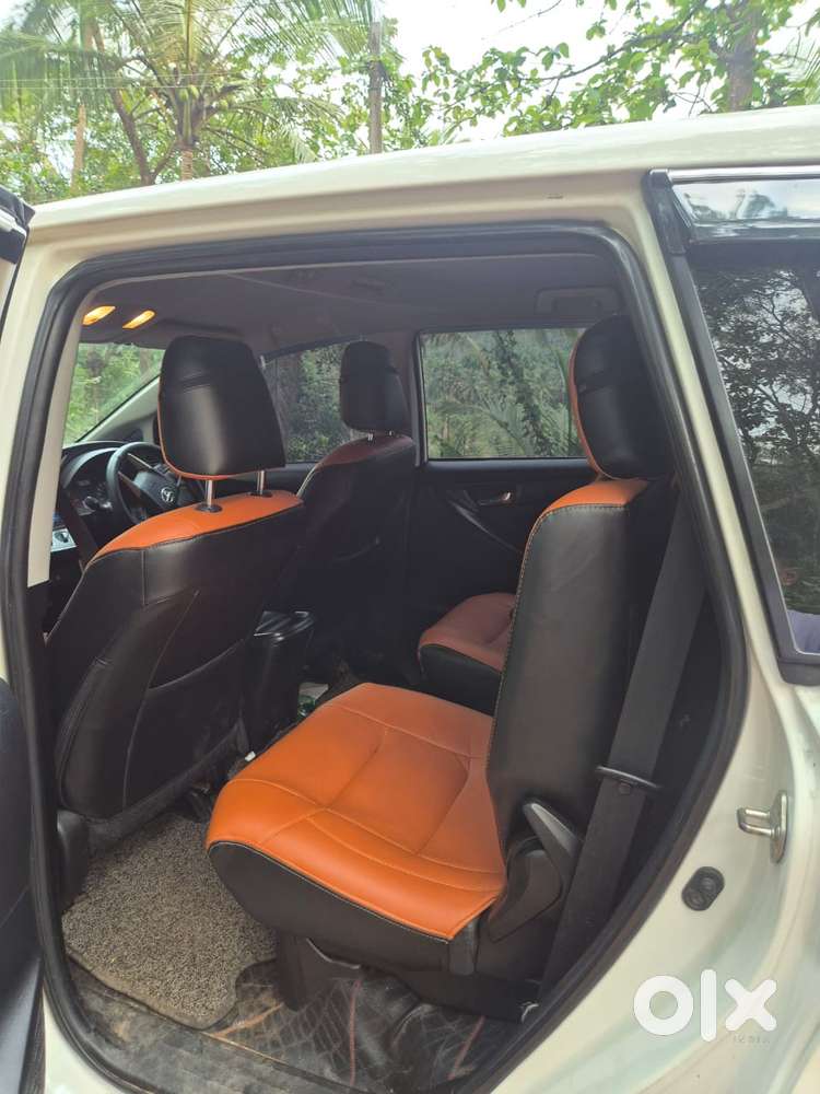 Toyota Innova Crysta 2.4 G Plus Mt 8s, 2018, Diesel