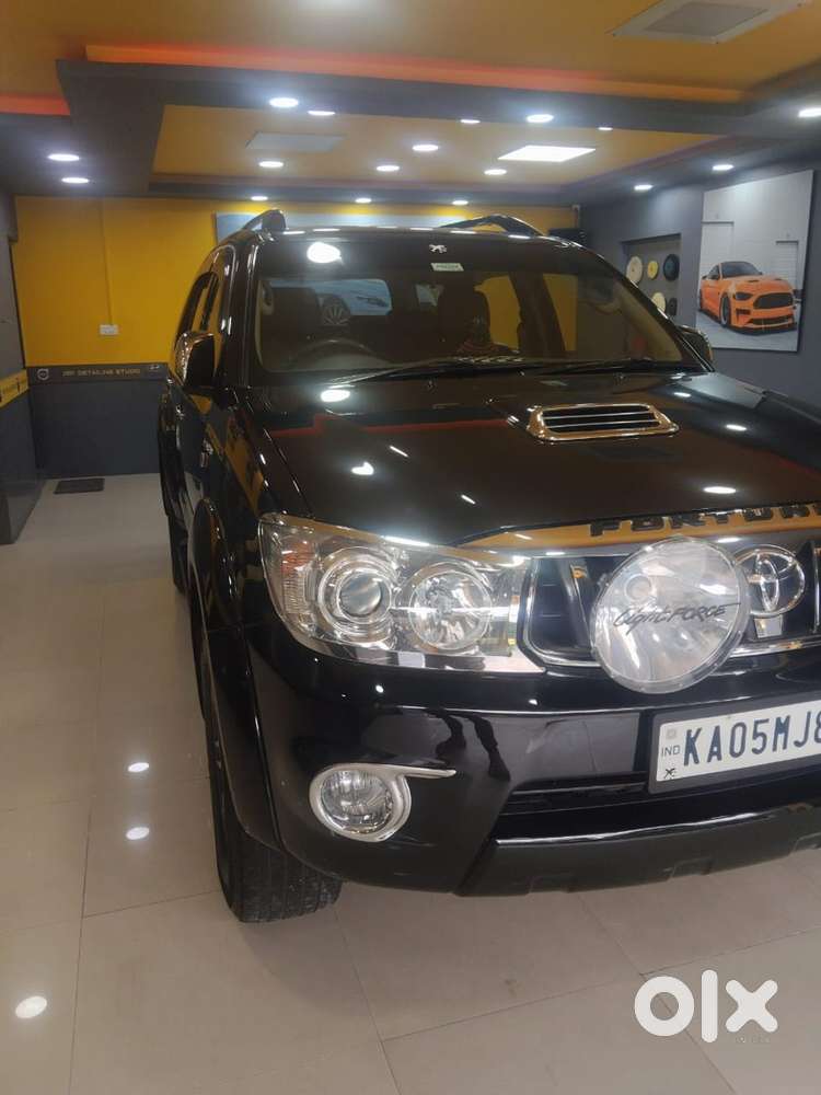 Toyota Fortuner Diesel 2011