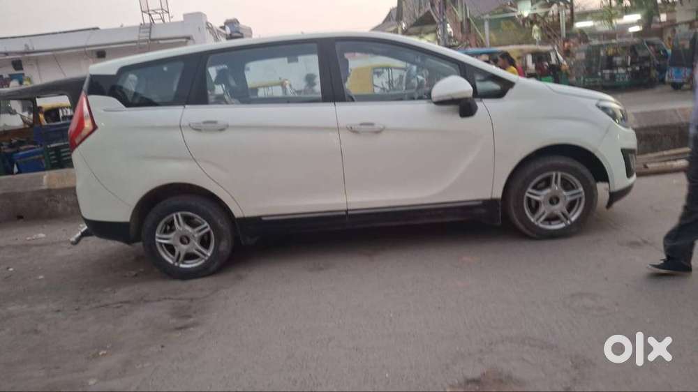 Mahindra Marazzo 2019 Car