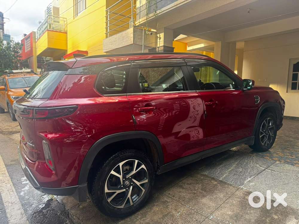 Toyota Urban Cruiser Hyryder 2024 Petrol Well Maintained