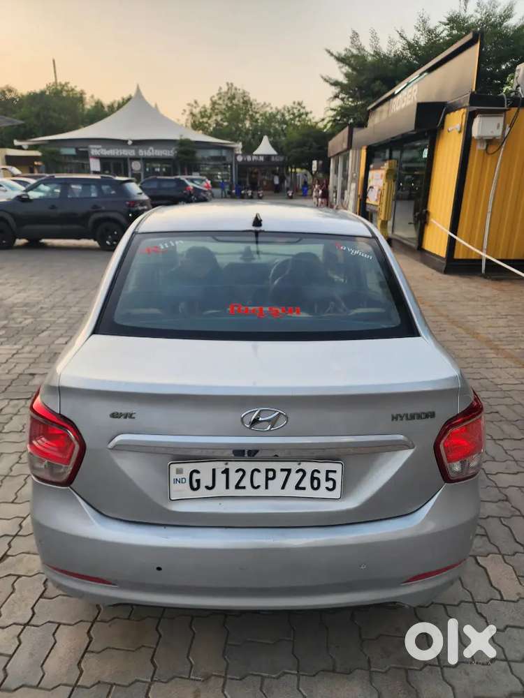 Hyundai Xcent 2015 Diesel Well Maintained Top Model