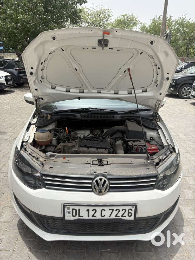 Volkswagen Polo Petrol Highline 1.2l, 2012, Petrol