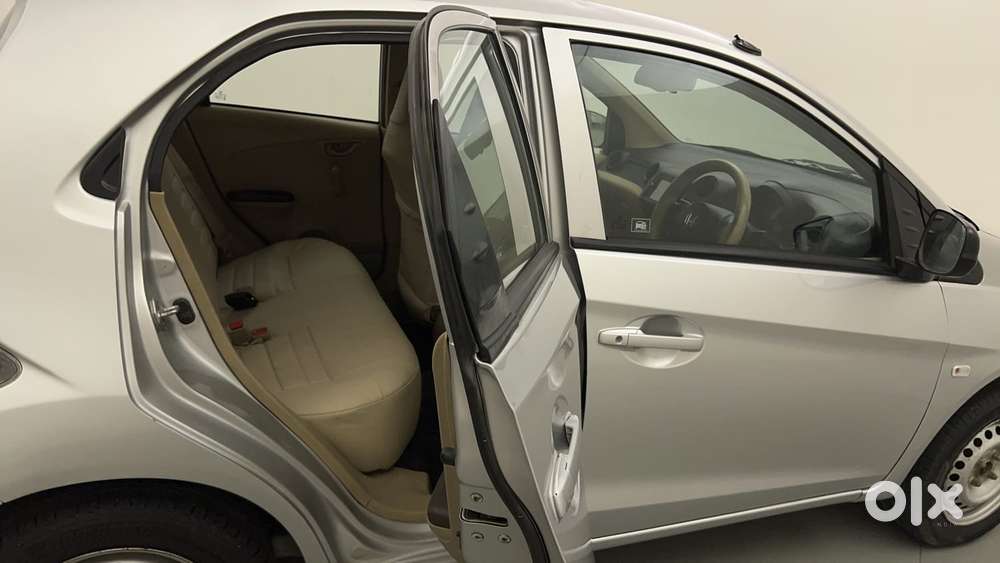 Honda Brio 1.2 E Mt, 2013, Petrol