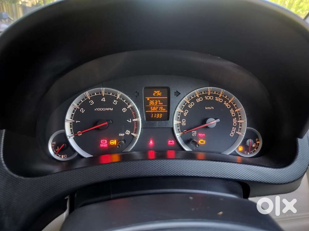 Maruti Suzuki Swift Dzire Zxi + Mt, 2013, Petrol