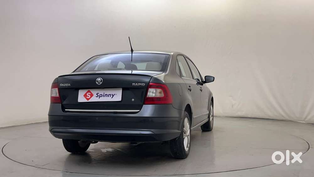 Skoda Rapid 1.6 Mpi At Style, 2019, Petrol