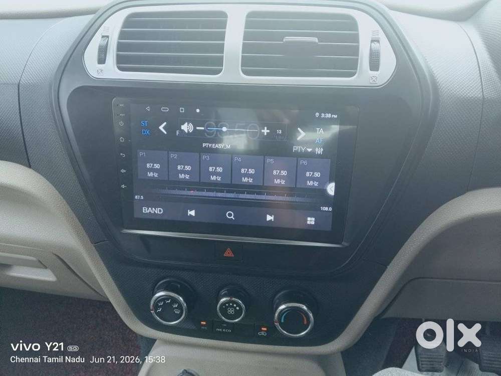 Mahindra Tuv 300 T8, 2016, Diesel
