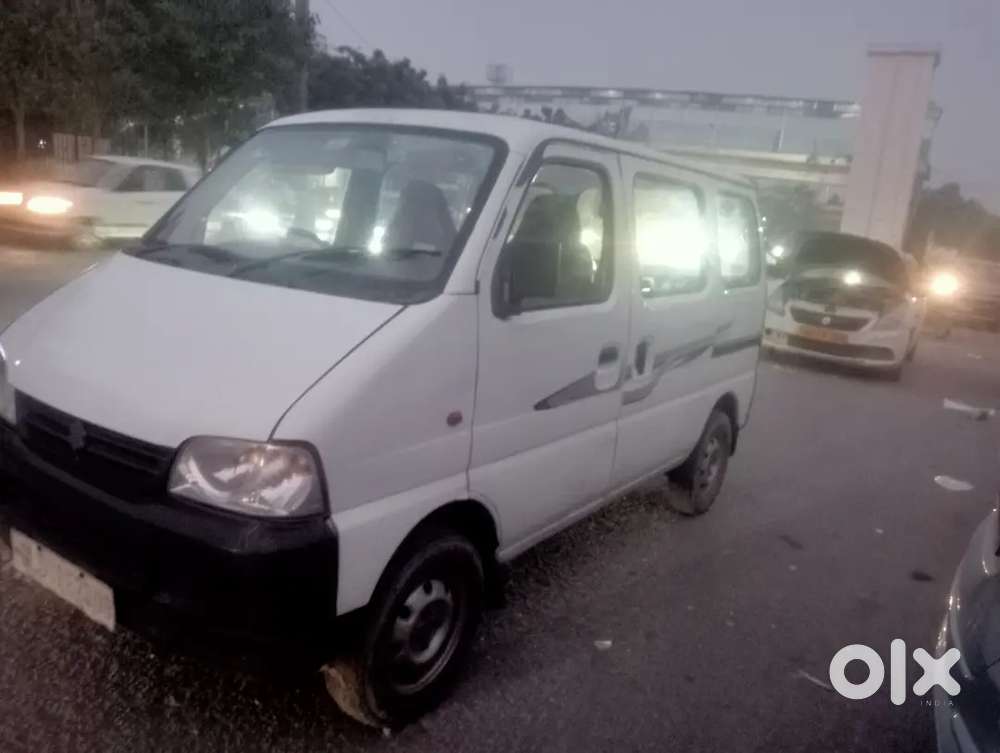 Maruti Suzuki Eeco 2015