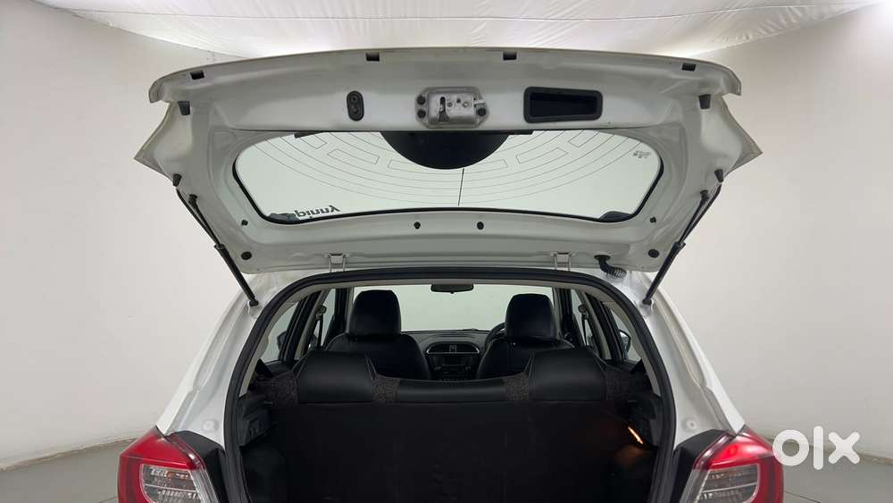 Tata Tiago Xz, 2016, Petrol