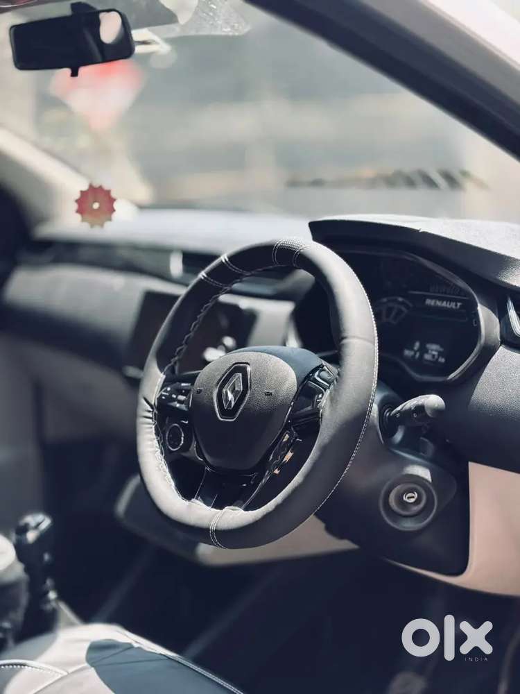 Renault Triber 1.0 Rxt 2022 Model Full Company Service