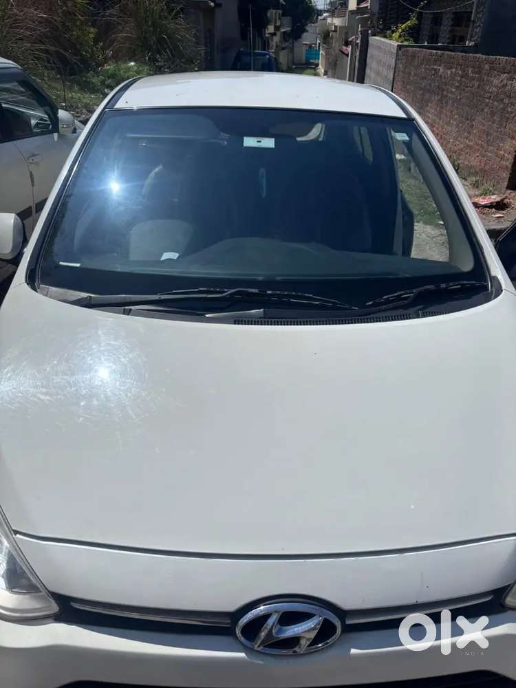 Hyundai I10 Car For Rs 2 Lac 50 Thousand