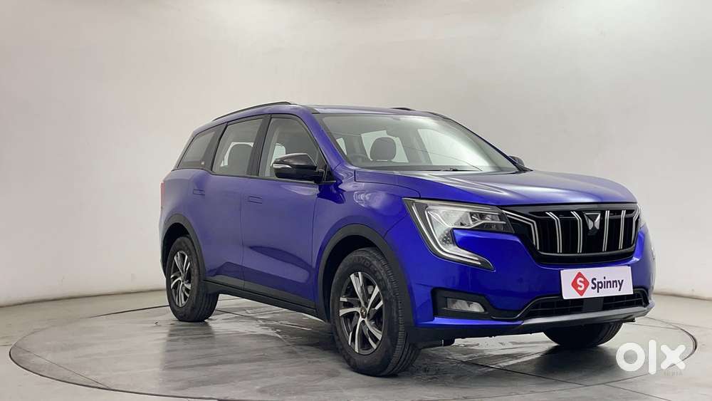 Mahindra Xuv700 2.0 Ax 5 Petrol Mt Str, 2022, Petrol