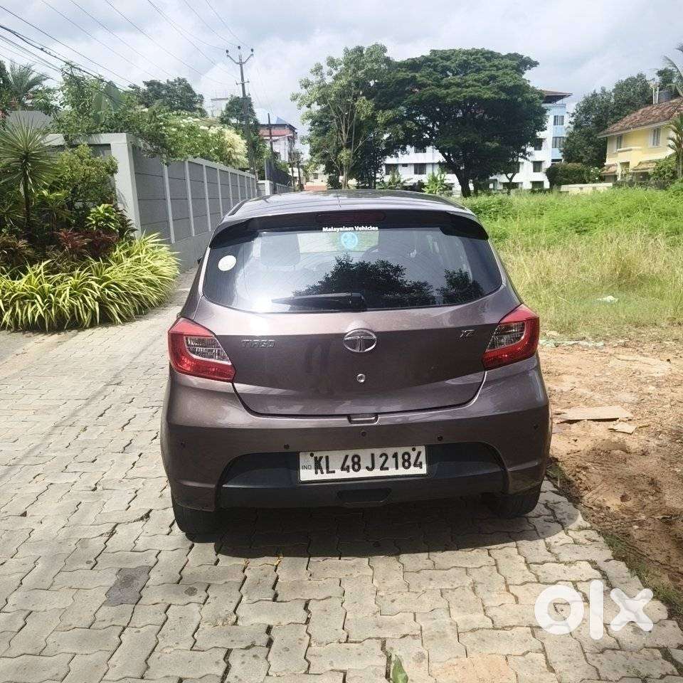 Tata Tiago 1.2 Revotron Xz Plus, 2016, Petrol