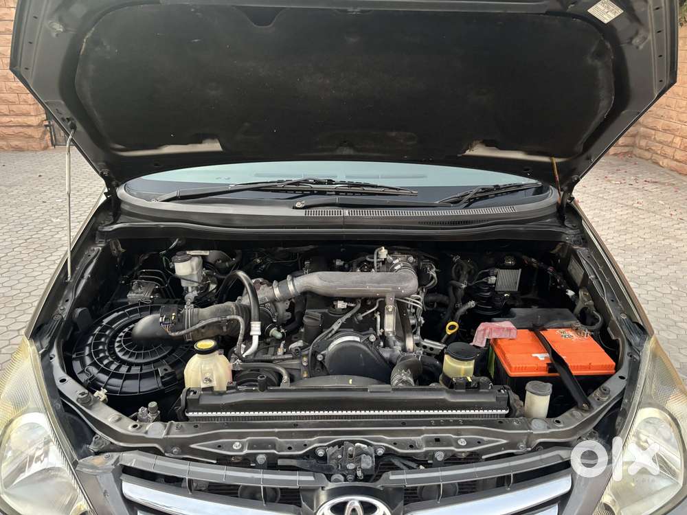 Toyota Innova 2.5 V 7 Str, 2011, Diesel