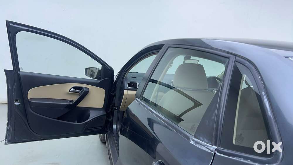 Volkswagen Ameo 1.2 Mpi Highline 16 Alloy, 2017, Petrol