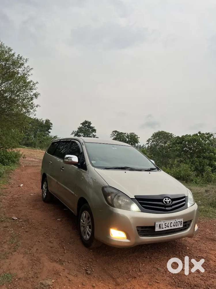 Toyota Innova 2012 Original Kerala