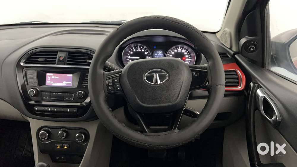Tata Tiago Xza, 2018, Petrol