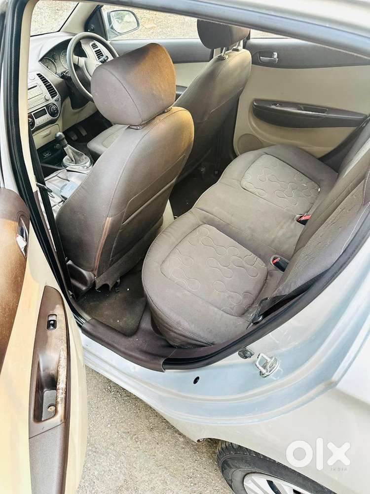 Hyundai I20 2011 Petrol Well Maintained