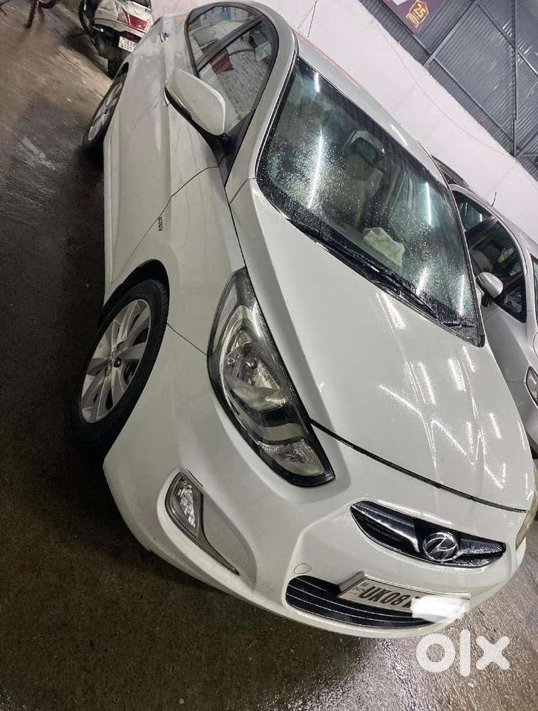 Hyundai Fluidic Verna 1.6 Vtvt Sx, 2012, Petrol