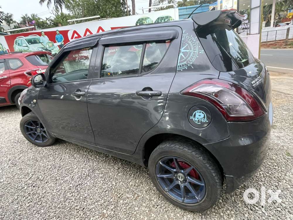 Maruti Suzuki Swift Lxi Option, 2015, Petrol