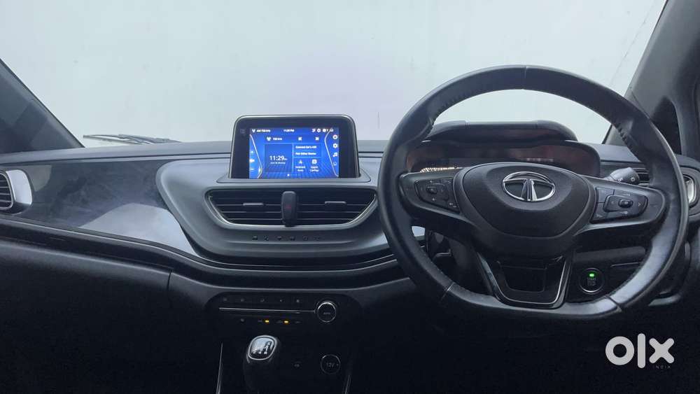Tata Altroz 1.2 Xz Plus Dark Edition, 2023, Petrol
