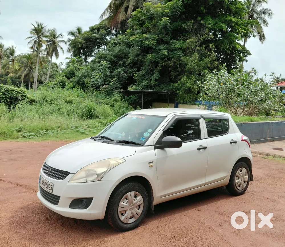 2013 Swift Petrol 2nd Owner 93000km