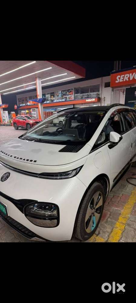 Mg Windsor Ev Essence, 2024, Electric