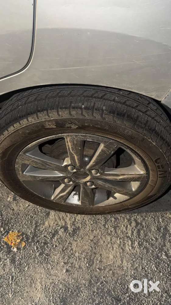 Low Mentinance Car