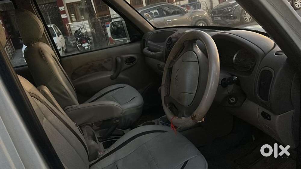 Mahindra Scorpio Getaway 2007 Diesel 90000 Km Driven