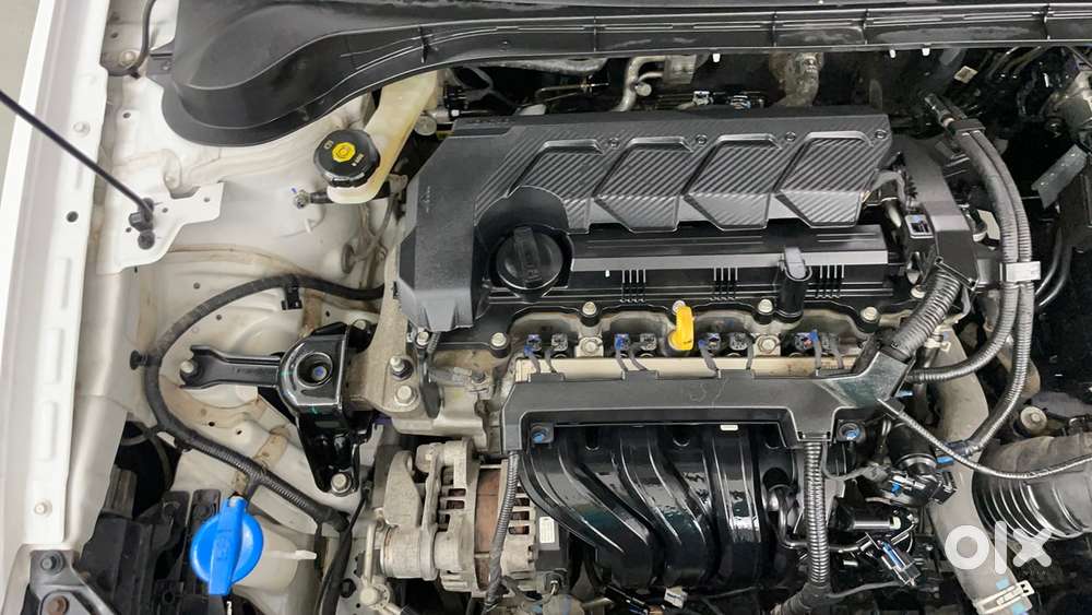 Hyundai Verna 1.5 Sx Petrol Mt, 2023, Petrol