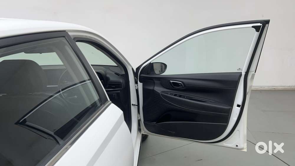 Hyundai I20 Sportz 1.2 Ivt, 2023, Petrol