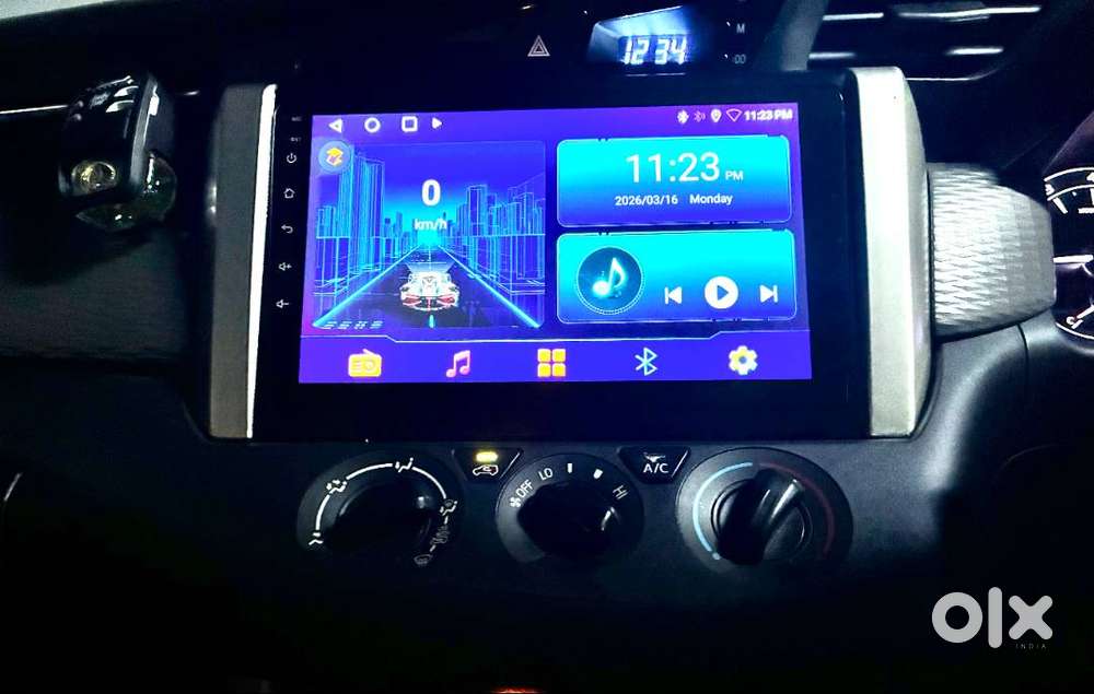 Innova Crysta 2.7 Gx At 7str