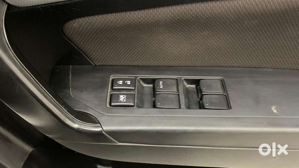 Toyota Urban Cruiser Cruiser Premium, 2022, Petrol