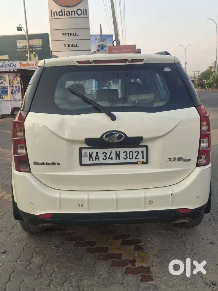 Mahindra Xuv500 2013 Diesel 125000 Km Driven