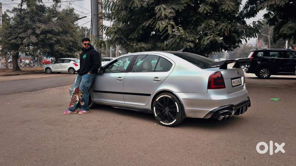 Skoda Laura Petrol Manual 2009
