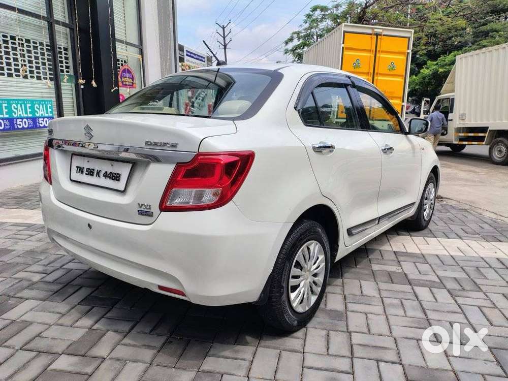 Maruti Suzuki Swift Dzire Amt Vxi, 2017, Petrol