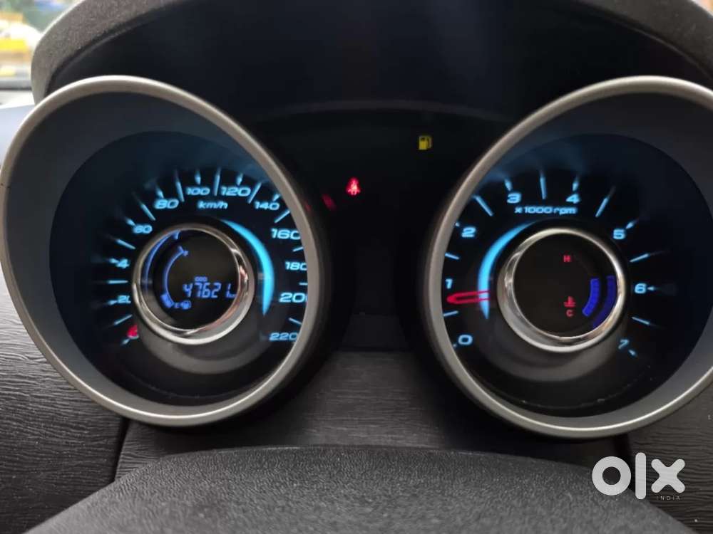 Mahindra Xuv500 At W10 Fwd, 2016, Diesel