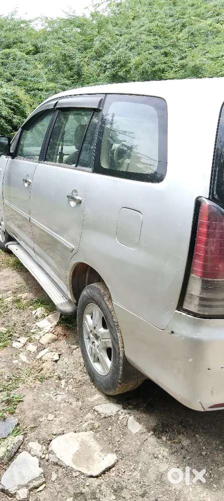 Toyota Innova 2.5 V 7 2006