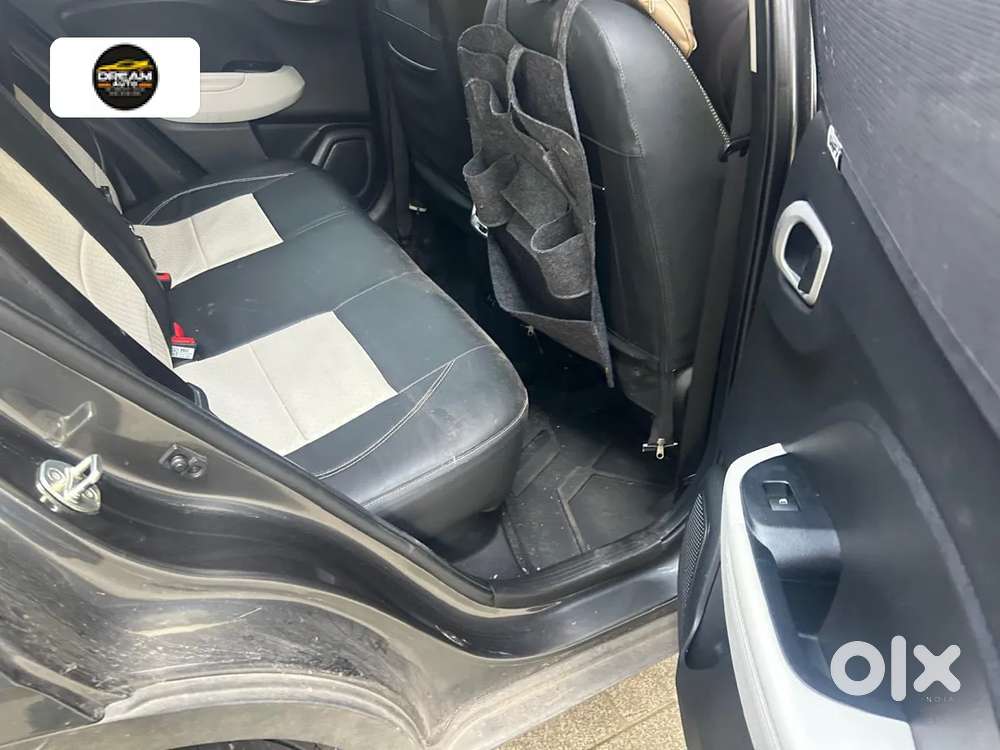 Hyundai Venue 1.0 Sx (o) Turbo Dct, 2024, Petrol