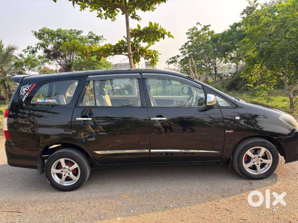 Toyota Innova 2.5 G (diesel) 8 Seater, 2006, Diesel