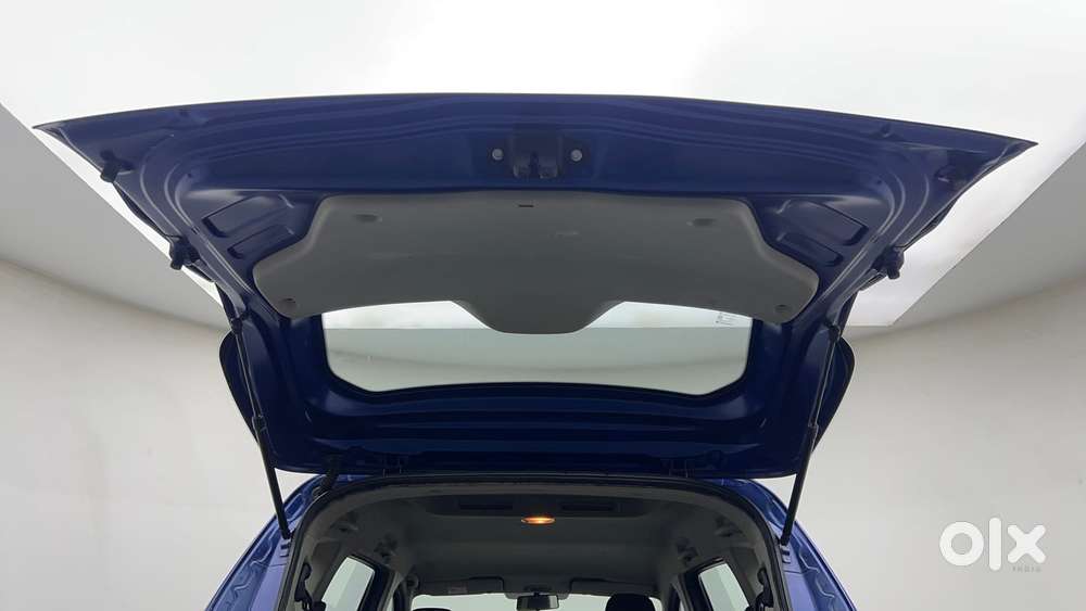 Renault Triber Rxt, 2019, Petrol