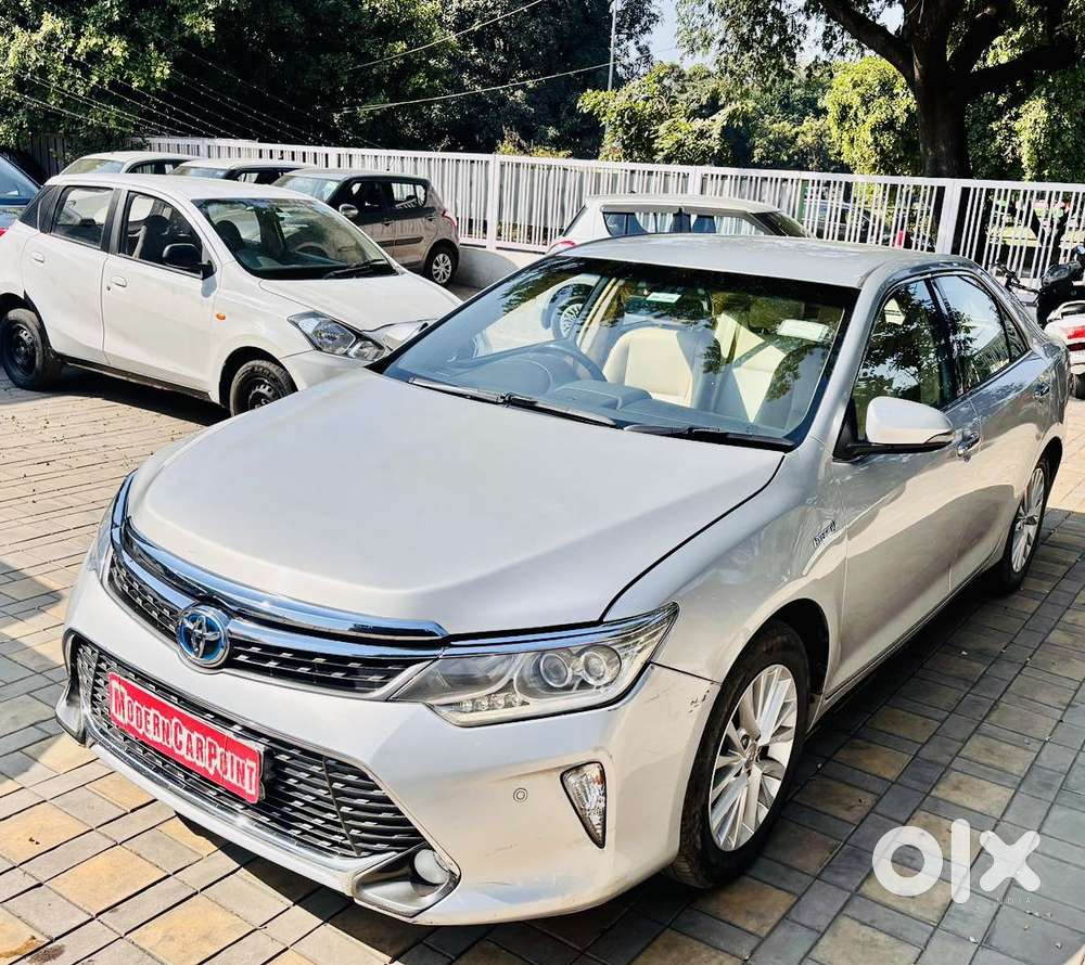 Toyota Camry Hybrid, 2016, Petrol